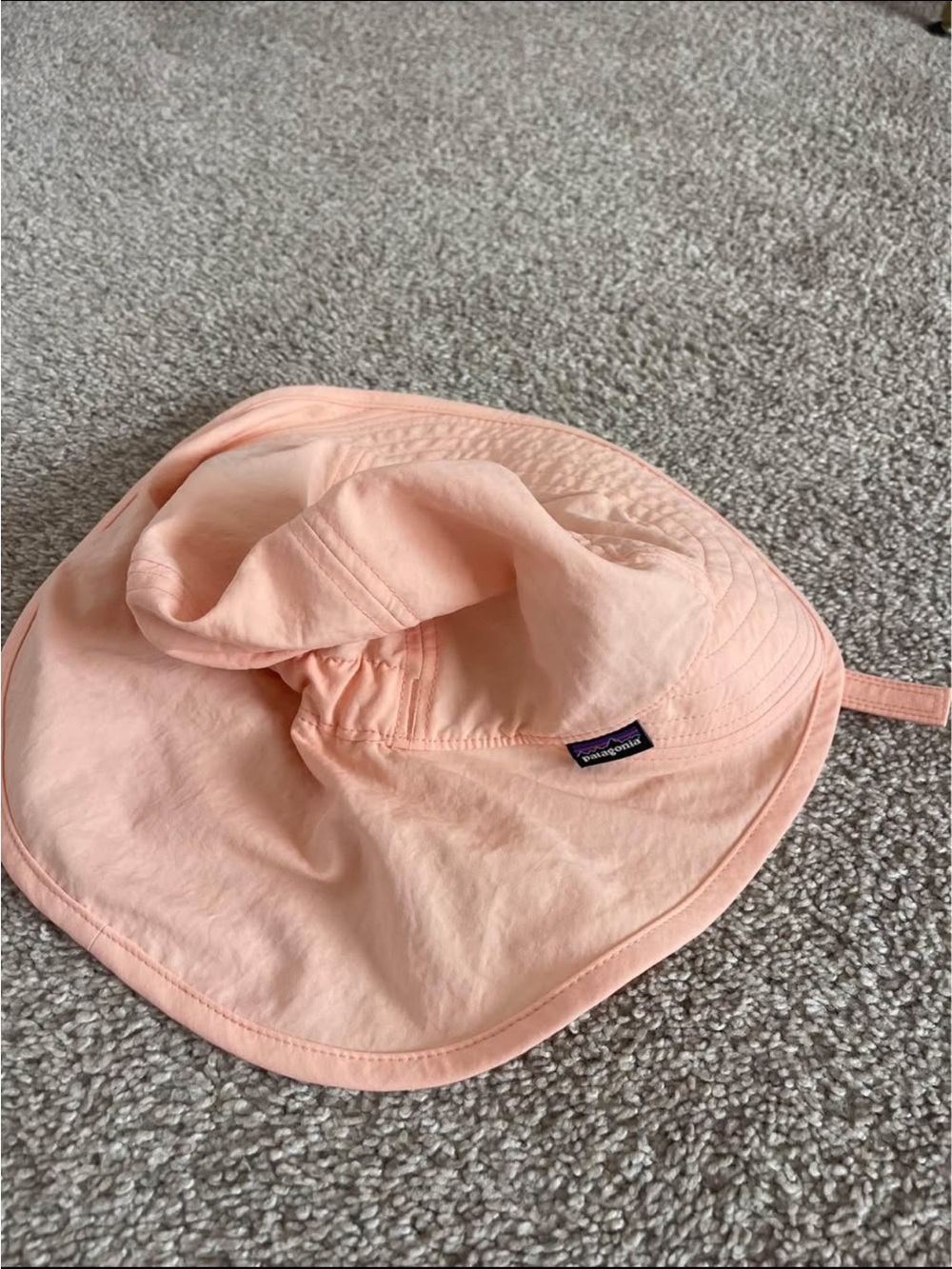 Patagonia Kids Peach/Pale Pink Sun Hat with Chin Strap